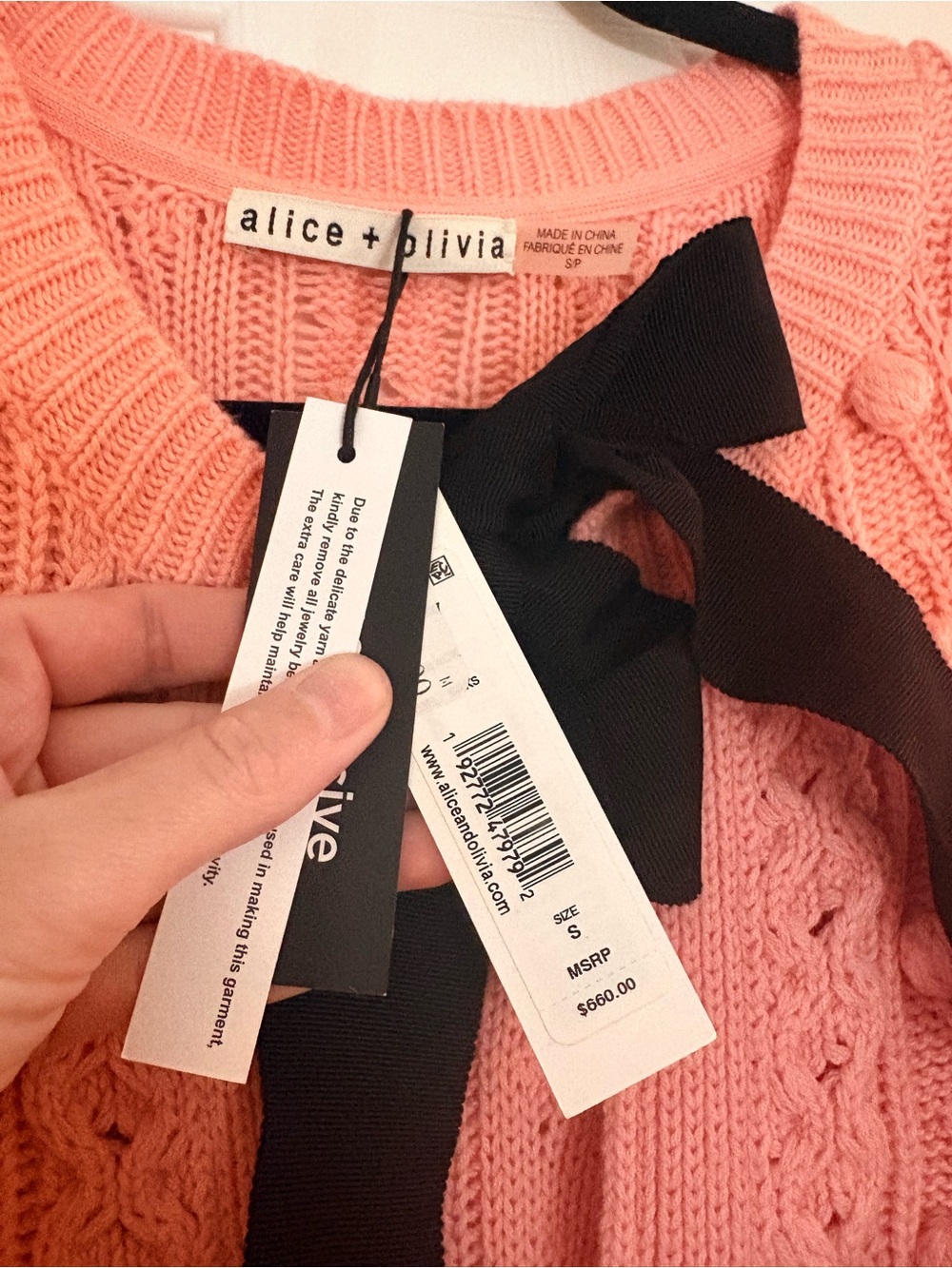 NWT Alice + Olivia Kitty Pink Sweater Dress Size Small - Picture 3 of 3